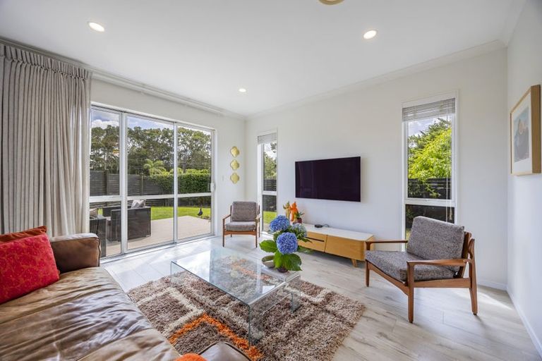 Photo of property in 67 Matua Road, Huapai, Kumeu, 0810
