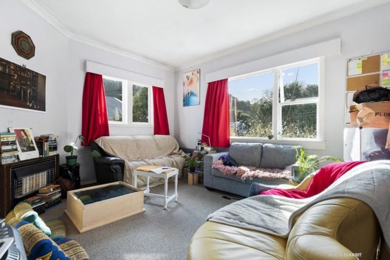 Photo of property in 8 Butt Street, Brooklyn, Wellington, 6021