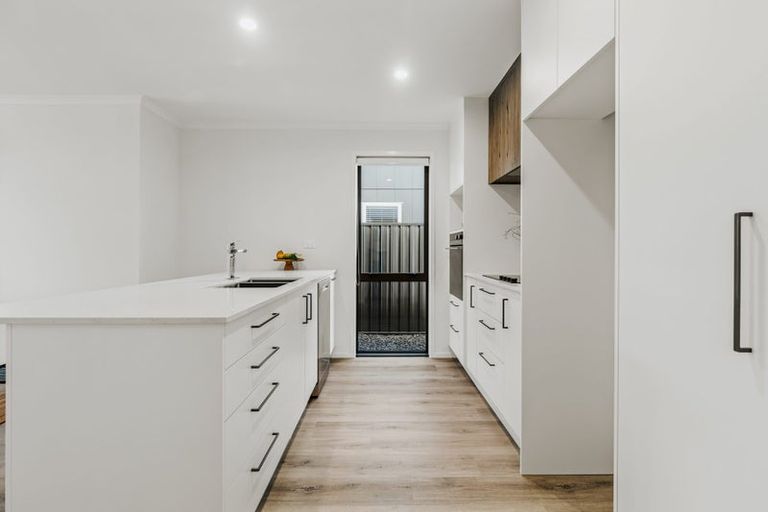 Photo of property in 19 Rehua Way, Papamoa, 3118