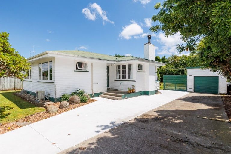 Photo of property in 50 Huxley Street, Pahiatua, 4910