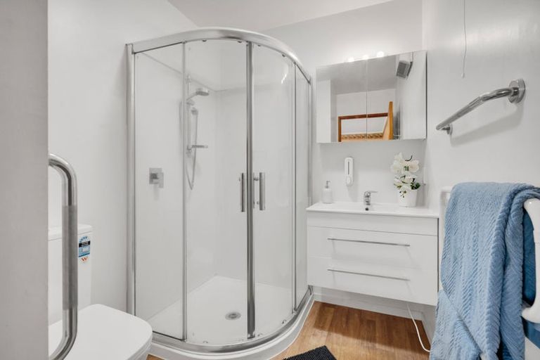 Photo of property in 363b Mangorei Road, Merrilands, New Plymouth, 4312