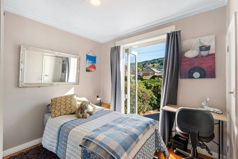 Photo of property in 132 Centennial Avenue, Helensburgh, Dunedin, 9010