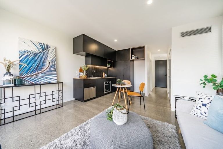 Photo of property in 6 Te Ara O Paetutu, Petone, Lower Hutt, 5012