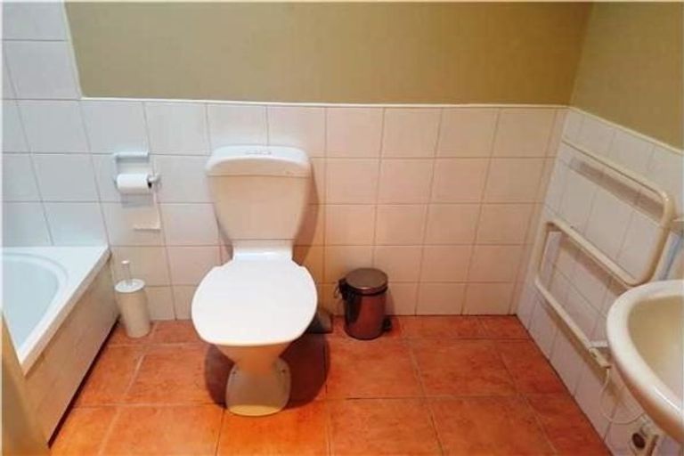 Photo of property in 52c Ely Street, Christchurch Central, Christchurch, 8013