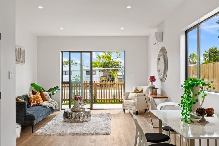 Photo of property in 20b Fairdene Avenue, Henderson, Auckland, 0610