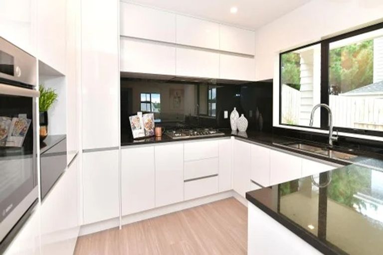 Photo of property in 46 Resolution Drive, Gulf Harbour, Whangaparaoa, 0930