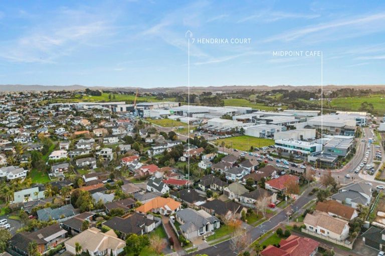 Photo of property in 7 Hendrika Court, Hobsonville, Auckland, 0618