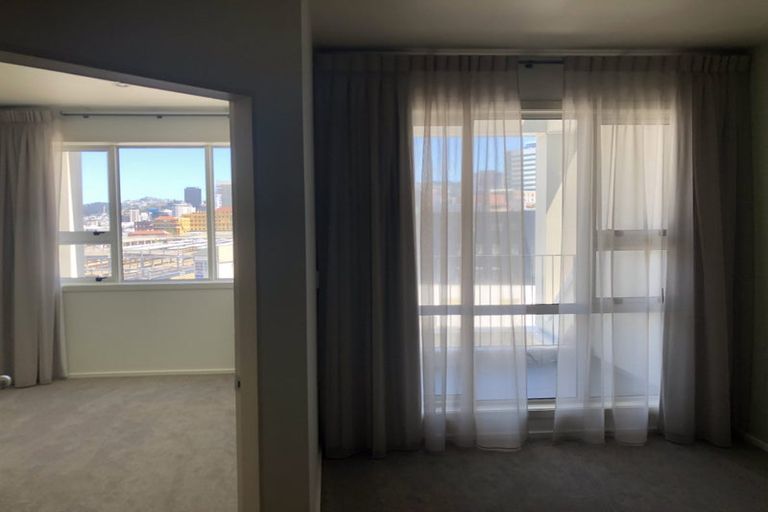 Photo of property in Stadium Garden Flats, 317/107 Thorndon Quay, Pipitea, Wellington, 6011