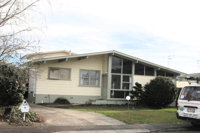 Photo of property in 5 Craig Place, Fairview Downs, Hamilton, 3214