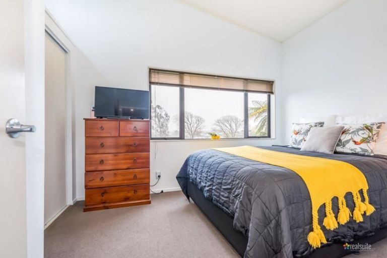 Photo of property in 1/37 Parnell Street, Fairfield, Lower Hutt, 5011