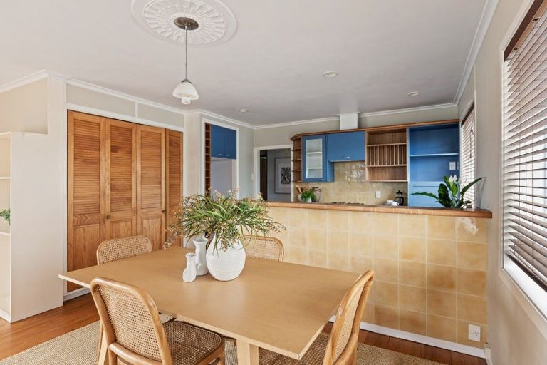 Photo of property in 273 Tukapa Street, Hurdon, New Plymouth, 4310