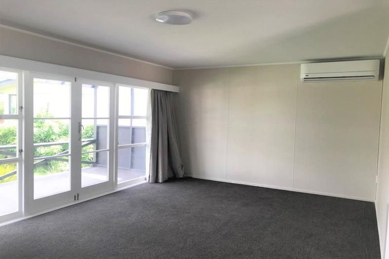 Photo of property in 8 Thames Place, Pukekohe, 2120