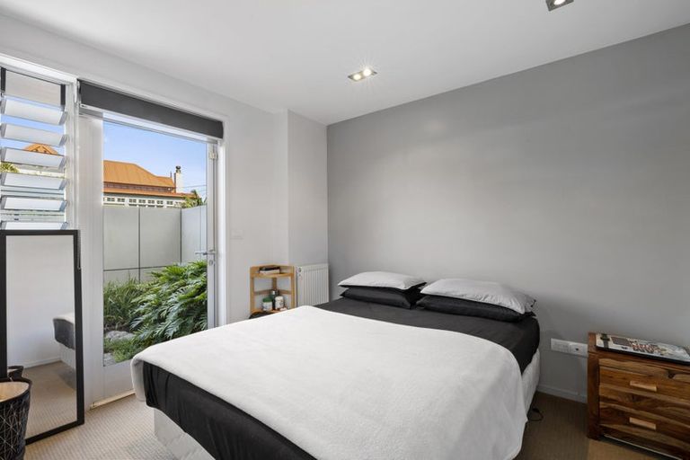 Photo of property in 90b Buller Street, New Plymouth, 4312