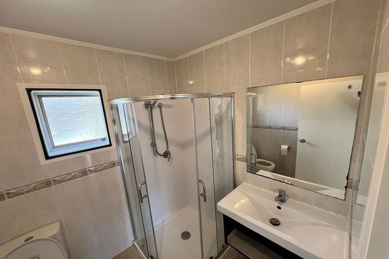 Photo of property in 1/110 Monarch Avenue, Hillcrest, Auckland, 0627