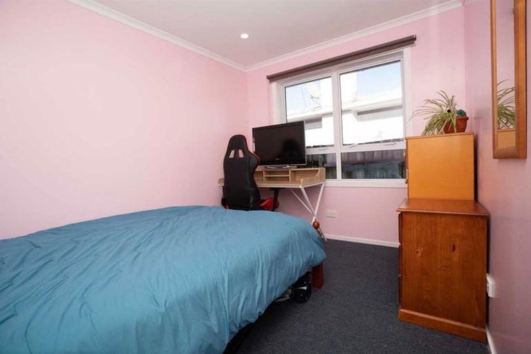 Photo of property in 19 Manapouri Place, Glenview, Hamilton, 3206