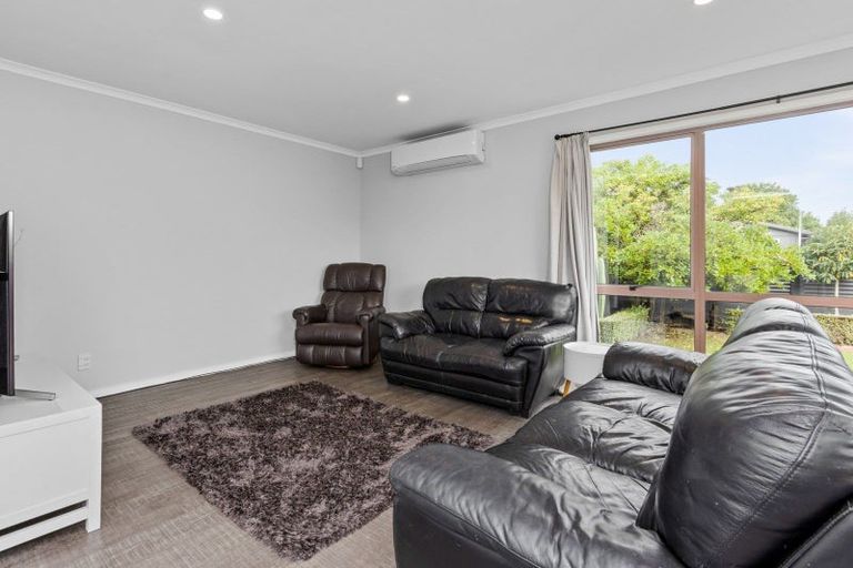 Photo of property in 35 Wynyard Crescent, Tamatea, Napier, 4112