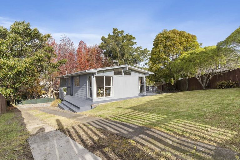 Photo of property in 74 Fitzwater Place, Henderson, Auckland, 0612