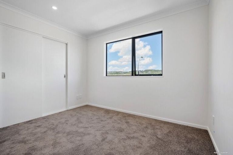 Photo of property in 9 Sun Orchid Avenue, Wiri, Auckland, 2104