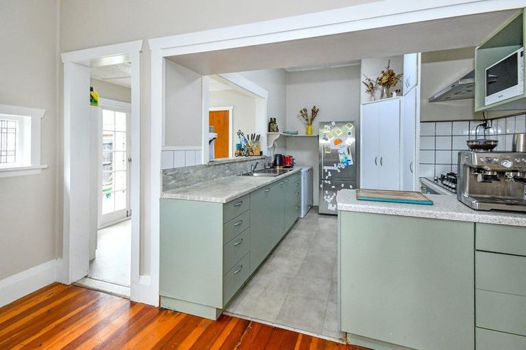 Photo of property in 10a Sturdee Road, Manurewa, Auckland, 2102