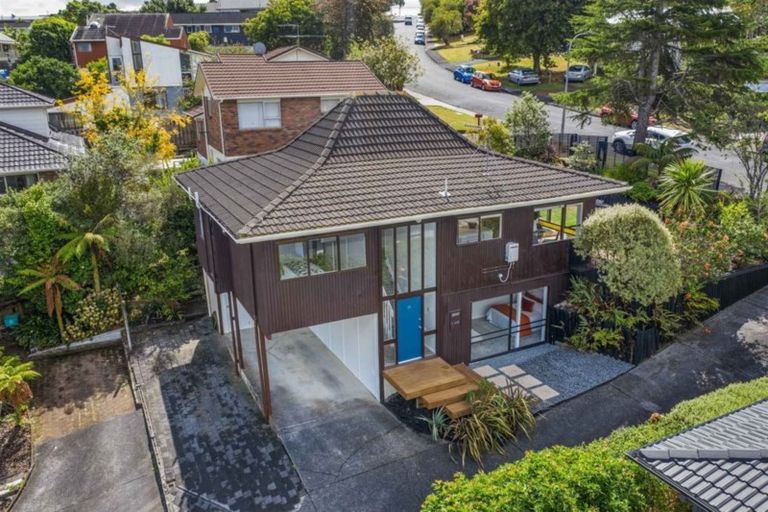 Photo of property in 1/70 Stanaway Street, Hillcrest, Auckland, 0627