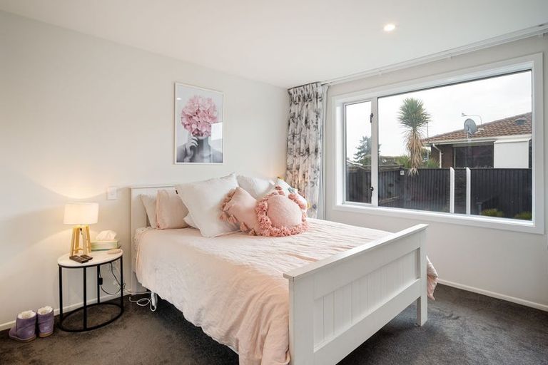 Photo of property in 2/28 Ingrid Street, Parklands, Christchurch, 8083