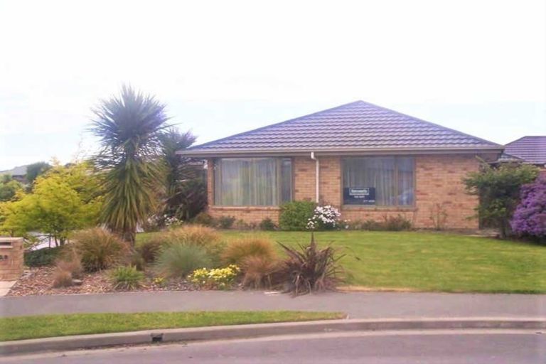 Photo of property in 28 Dufek Crescent, Wigram, Christchurch, 8042