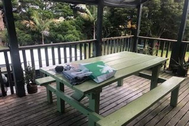 Photo of property in 2100 Paparoa Valley Road, Paparoa, 0571