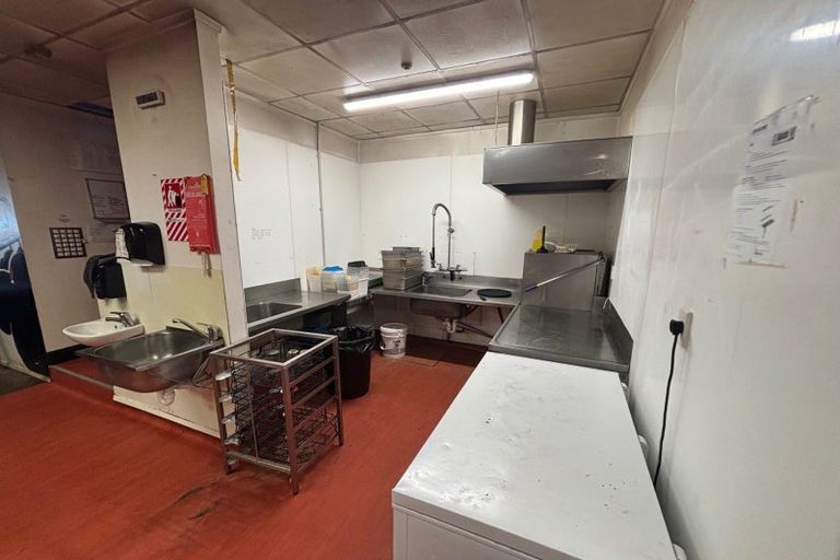 Photo of property in 4/11 Johnsonville Road, Johnsonville, Wellington, 6037