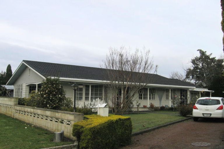 Photo of property in 11 Corwen Place, Mayfair, Hastings, 4122