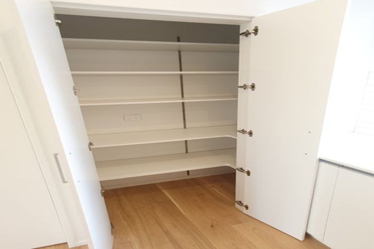 Photo of property in 13 Fancourt Street, Karori, Wellington, 6012