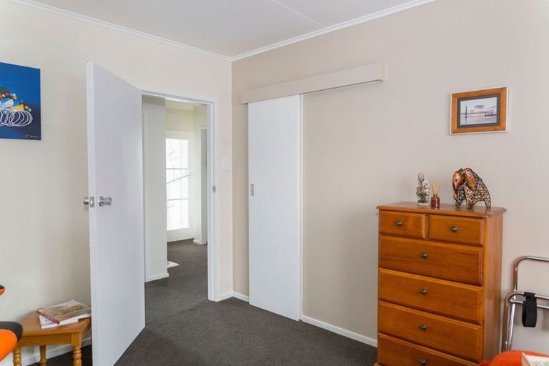 Photo of property in 10 Ranfurly Street, Dannevirke, 4930