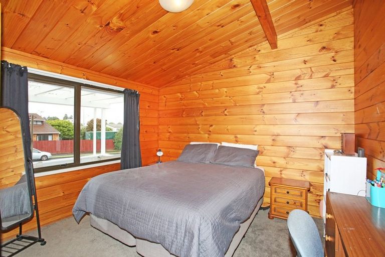 Photo of property in 37 Barnhill Crescent, Pahurehure, Papakura, 2113