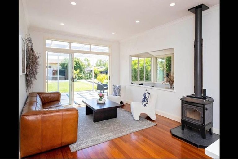 Photo of property in 1a Finnis Lane, Hospital Hill, Napier, 4110