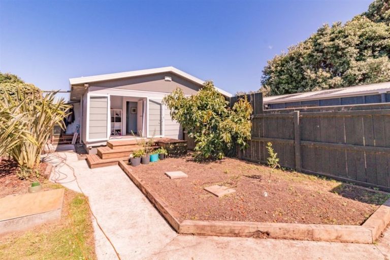 Photo of property in 97 Peat Avenue, Kai Iwi, Whanganui, 4574