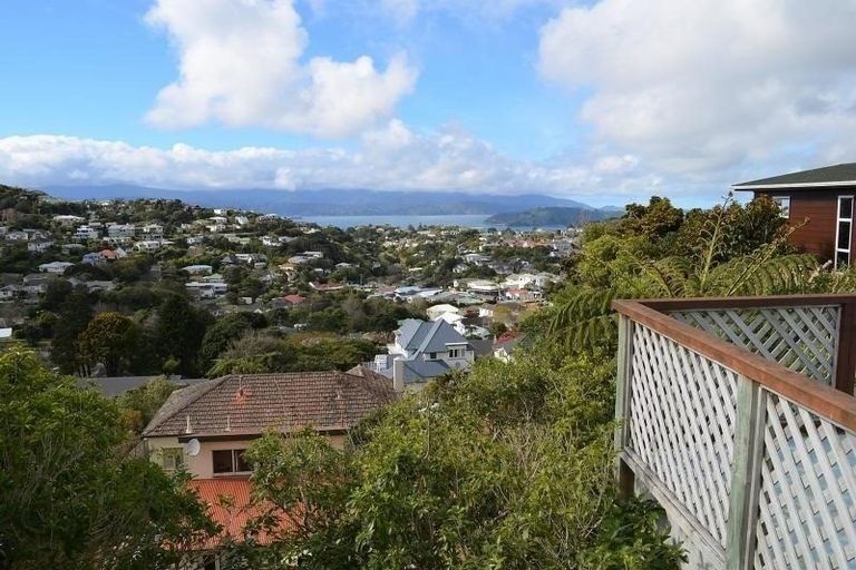 Photo of property in 50 Baroda Street, Khandallah, Wellington, 6035