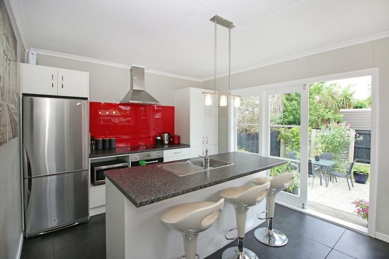 Photo of property in 5 Stirling Crescent, Hokowhitu, Palmerston North, 4410