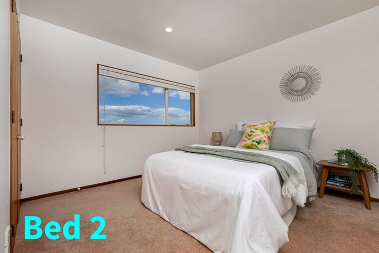 Photo of property in 1/30 Ronald Macken Place, Windsor Park, Auckland, 0632