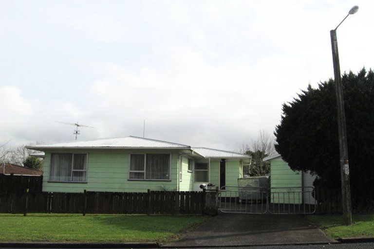 Photo of property in 9 Chantal Place, Red Hill, Papakura, 2110
