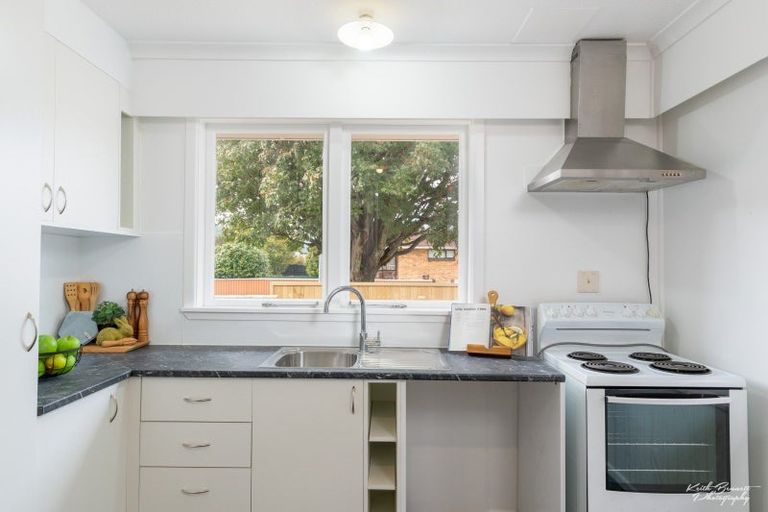 Photo of property in 1/564 Fergusson Drive, Trentham, Upper Hutt, 5018