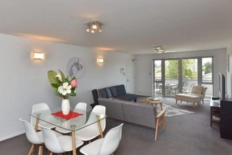 Photo of property in 6/12 Hutcheson Street, Sydenham, Christchurch, 8023