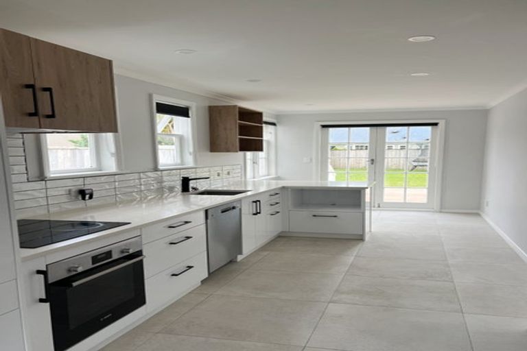 Photo of property in 17 Hunter Street, Taita, Lower Hutt, 5011