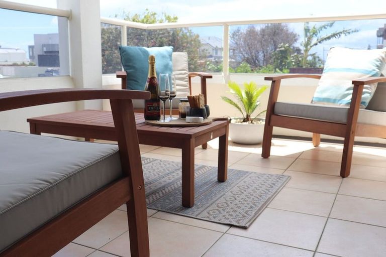 Photo of property in 6a Sunbrae Grove, Mount Maunganui, 3116