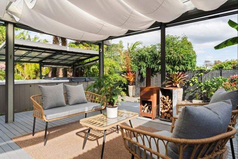 Photo of property in 13 Harbour View Road, Point Wells, Warkworth, 0986