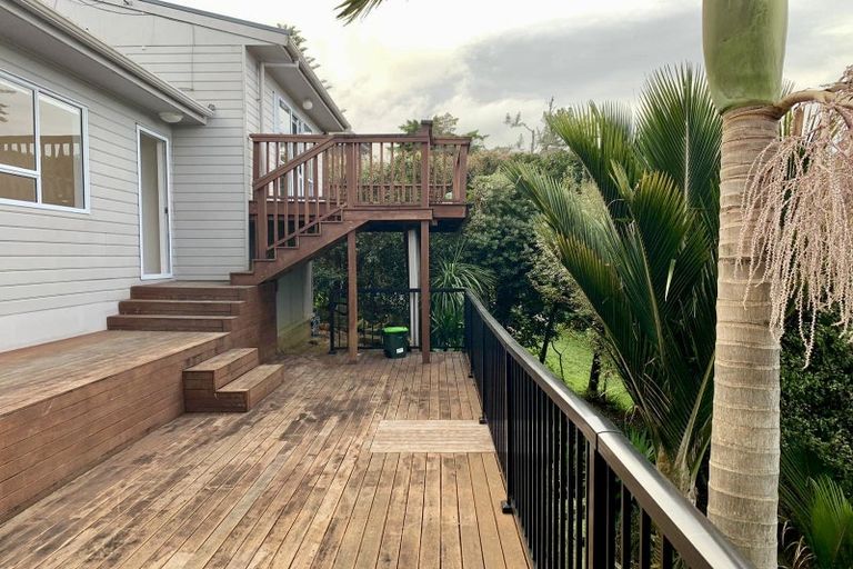 Photo of property in 1/57b Woodlands Crescent, Browns Bay, Auckland, 0630