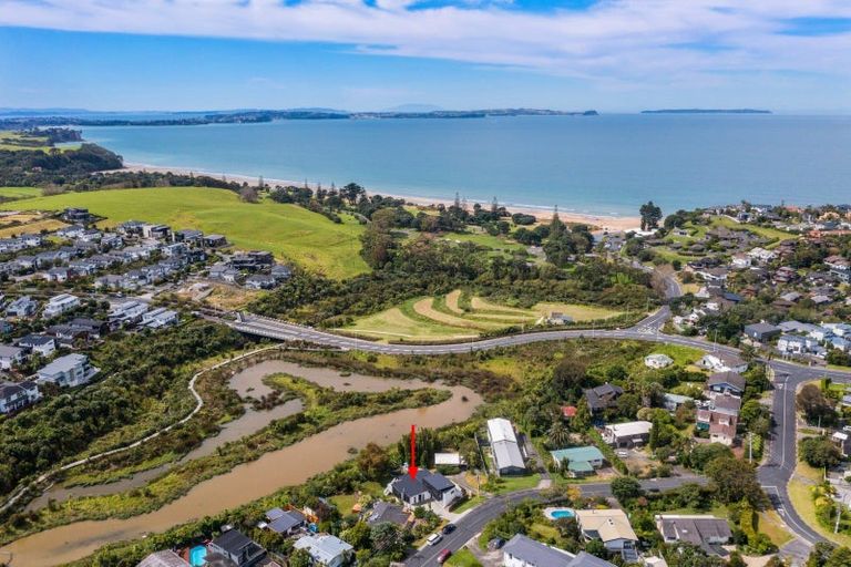 Photo of property in 9 Glenvar Road, Torbay, Auckland, 0630