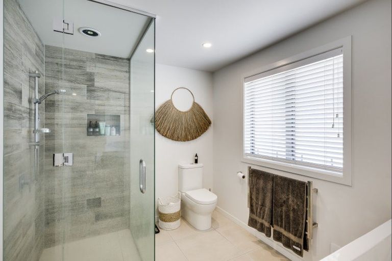 Photo of property in 9 Rakaia Way, Poraiti, Napier, 4112