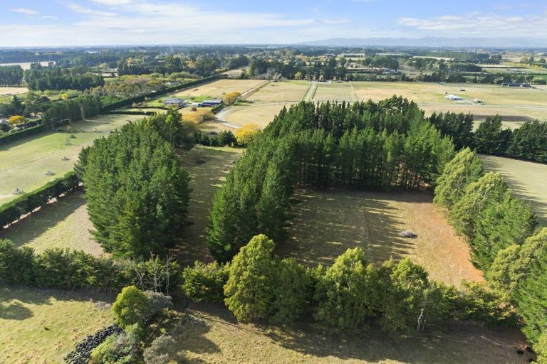 Photo of property in 978 Weedons Ross Road, West Melton, Christchurch, 7671