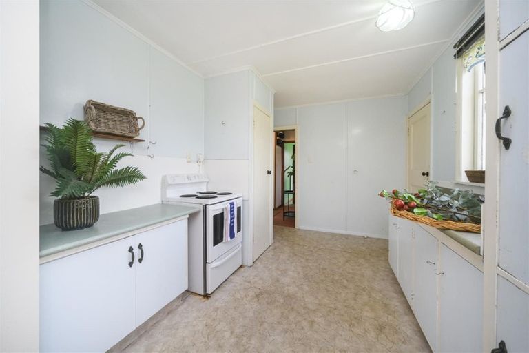 Photo of property in 12 Rira Street, Marton, 4710