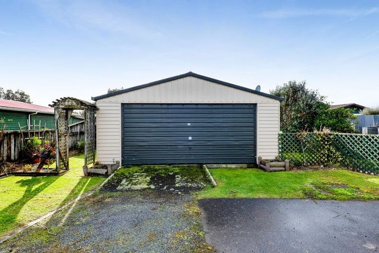 Photo of property in 342 South Road, Hawera, 4610