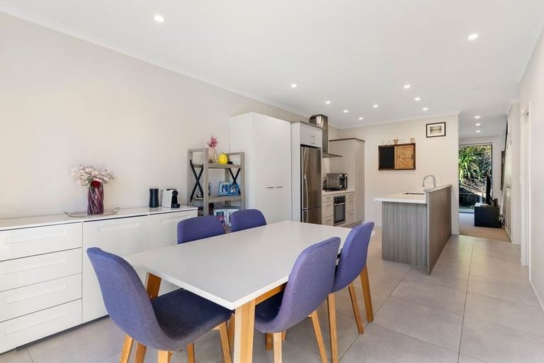 Photo of property in 51 Matairangi Avenue, Totara Heights, Auckland, 2105